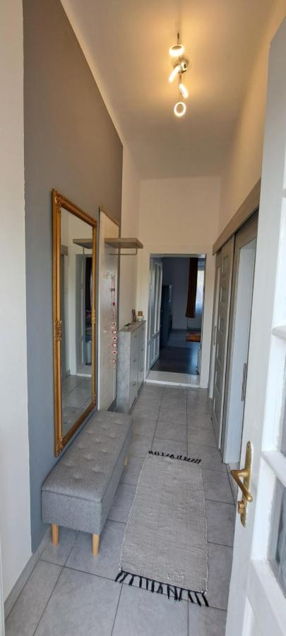דירות סגד Napraforgo Apartman מראה חיצוני תמונה