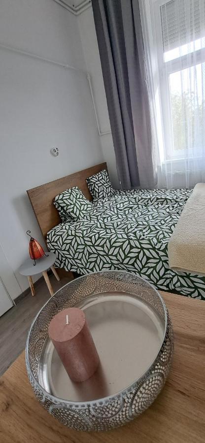 דירות סגד Napraforgo Apartman מראה חיצוני תמונה