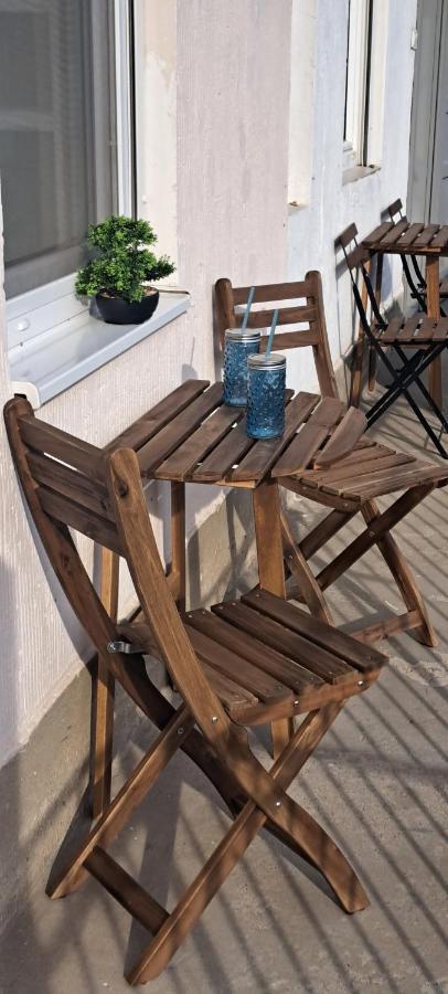דירות סגד Napraforgo Apartman מראה חיצוני תמונה
